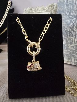Dije de hello kitty con cadena