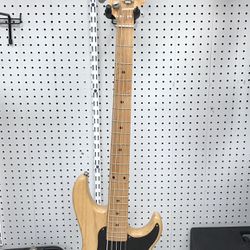 G&L L5000 5 string bass guitar by Leo Fender