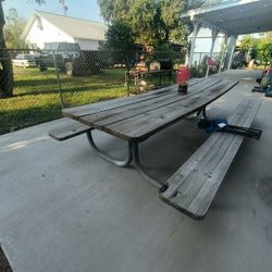 Picnic Table 
