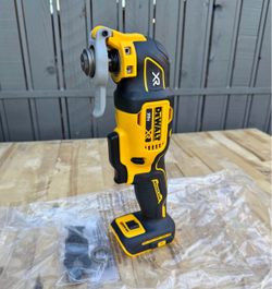 DeWALT 20v DCS356B Brushless Cordless 3-Speed Oscillating Tool (Tool Only)