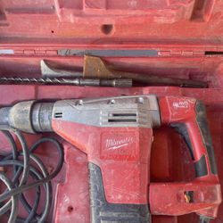 Milwaukee SDS Max Demolition Hummer 