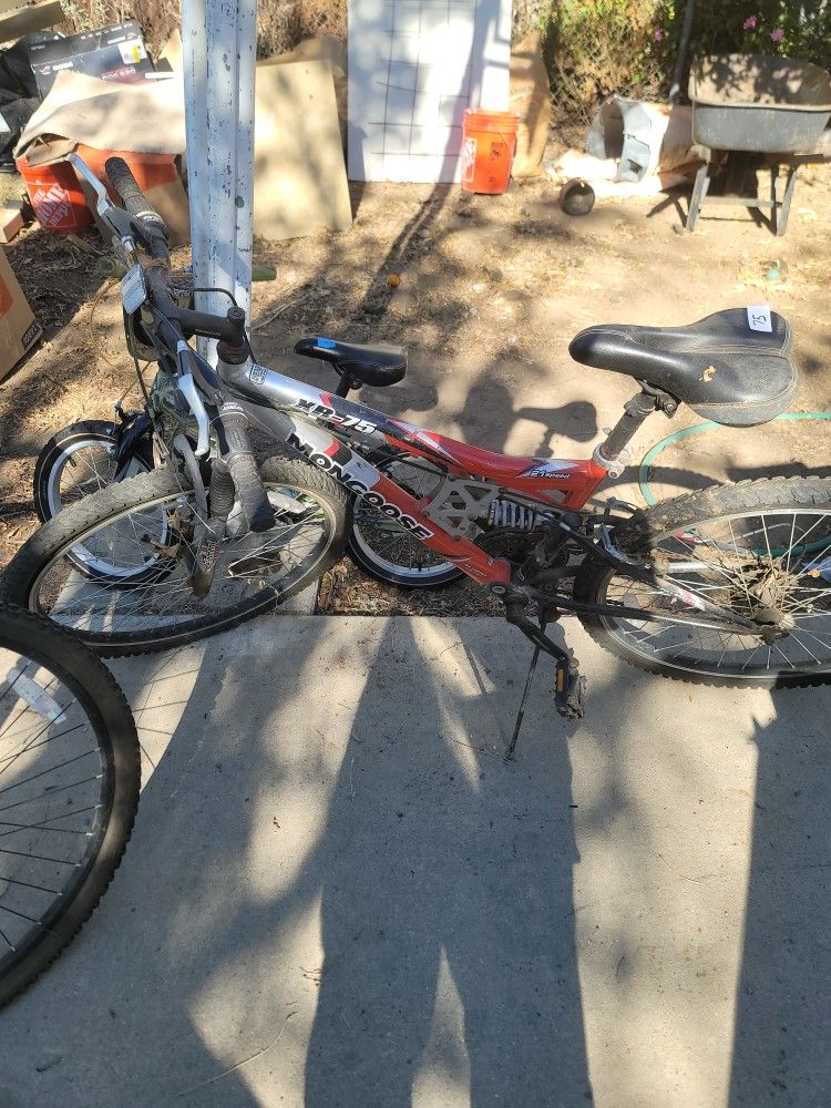 Mongoose Bike Mountain Bike Xr75 Bikes Cycling
