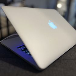 MacBook Pro 13.3-inch (2015)