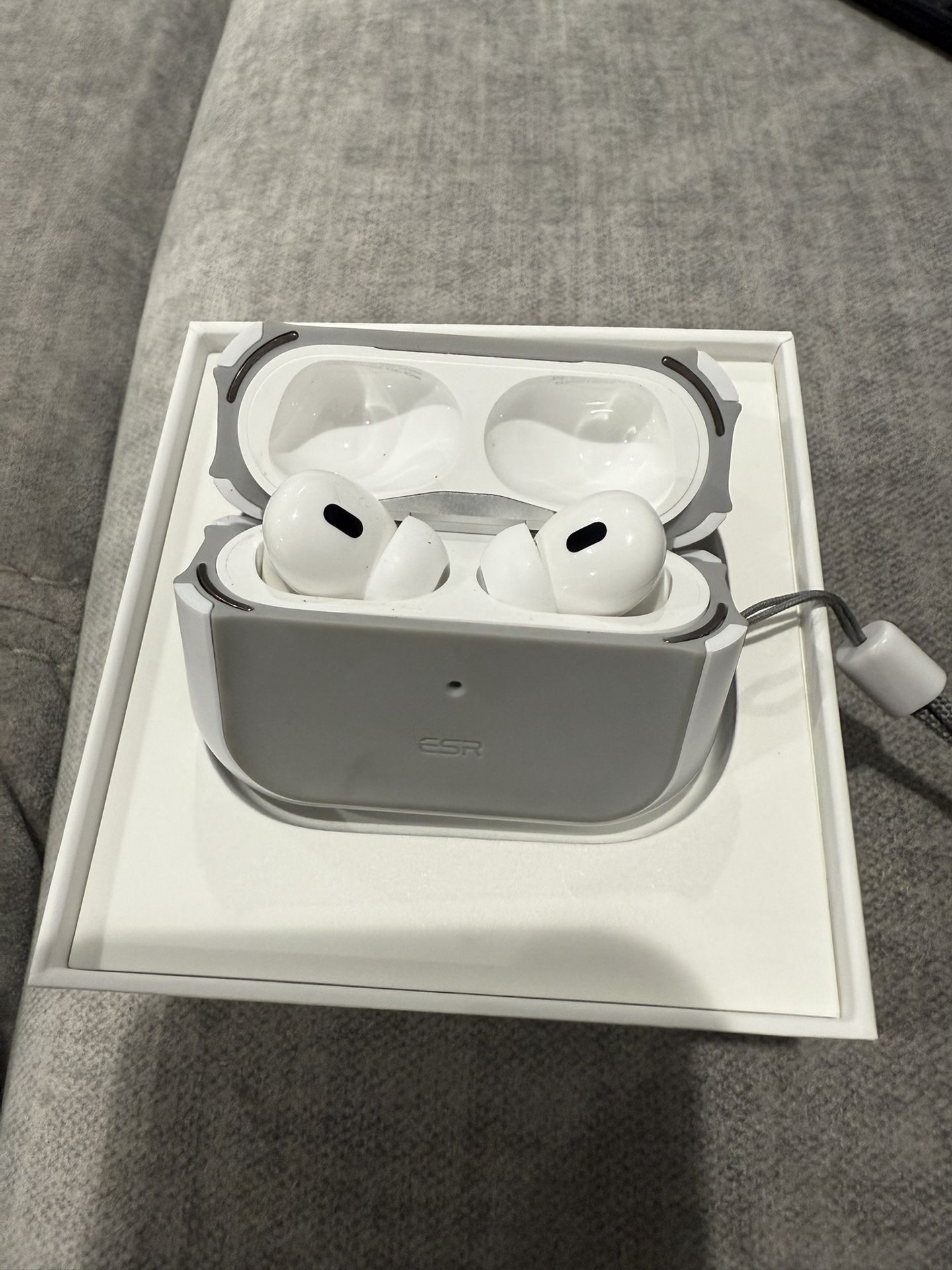 Apple - AirPods Pro 2 With case 