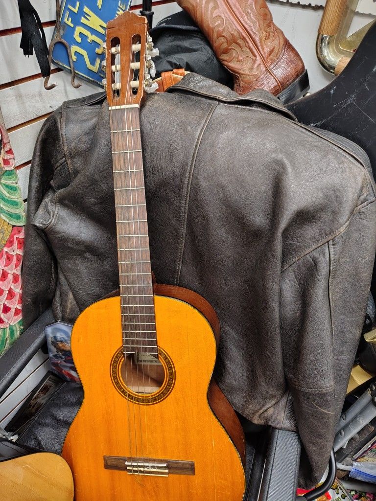 vintage Yamaha guitar