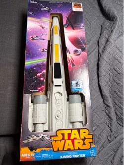 Star Wars x wing fighter