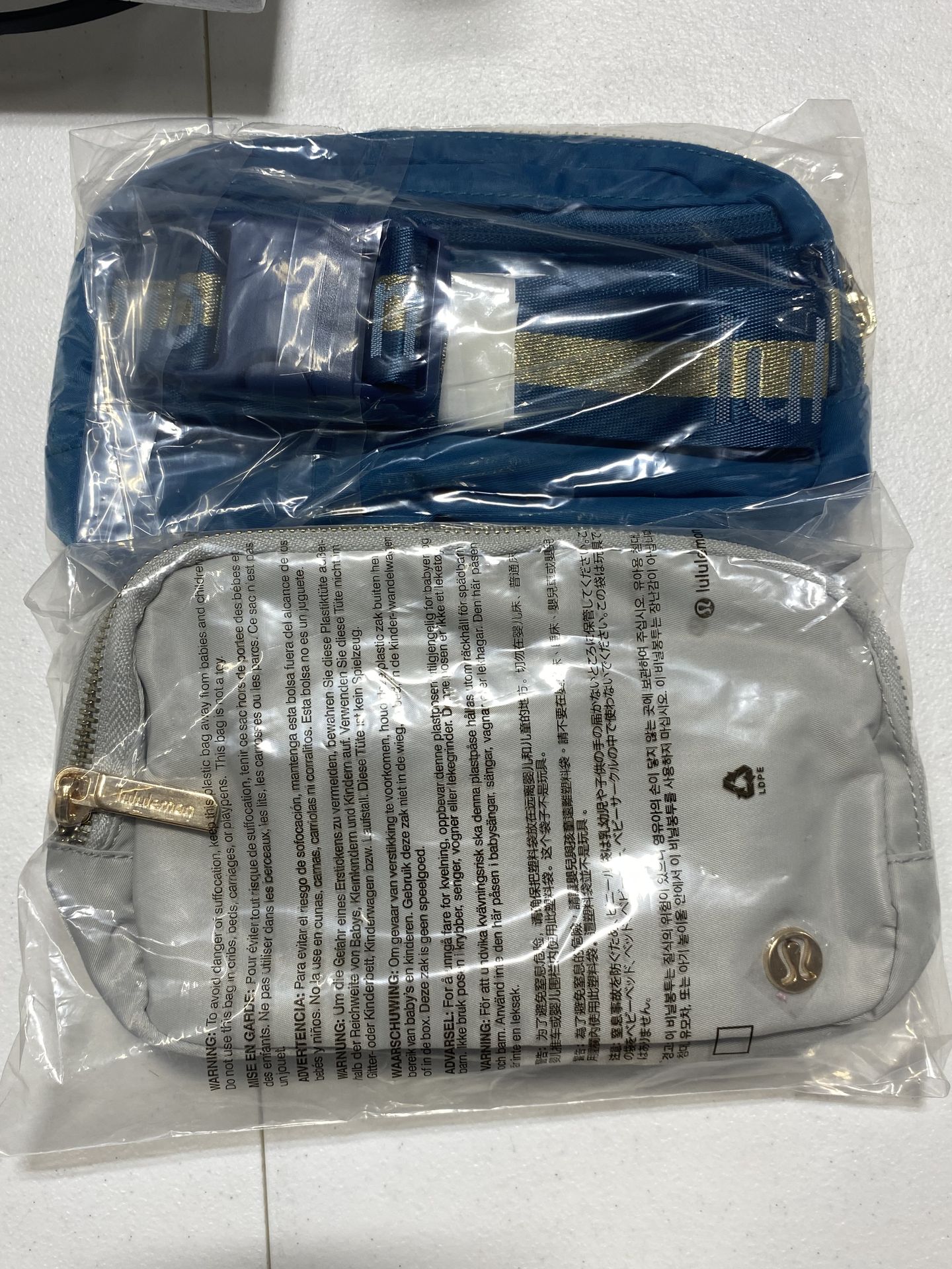 Lululemon waist bag