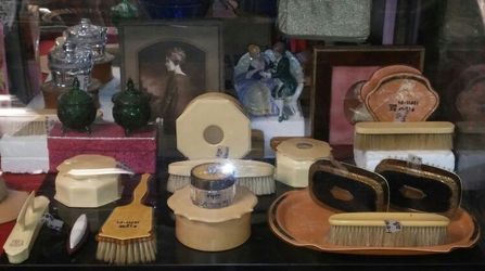 Vanity Decor - Assorted Items