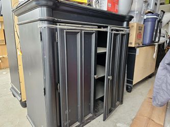 Wardrobe Dresser Hutch