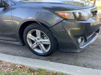 2014 Toyota Camry Sedan