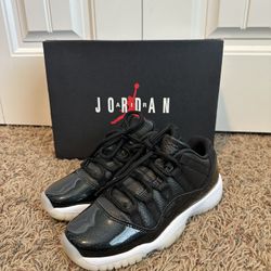 Jordan 11 Retro Low GS ‘72-10’ Size 5Y