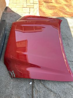 2018. Toyota. Tacoma.  Hood.