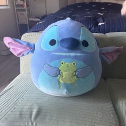 SQUISHMALLOWS X DISNEY 20-inch Stitch With Frog