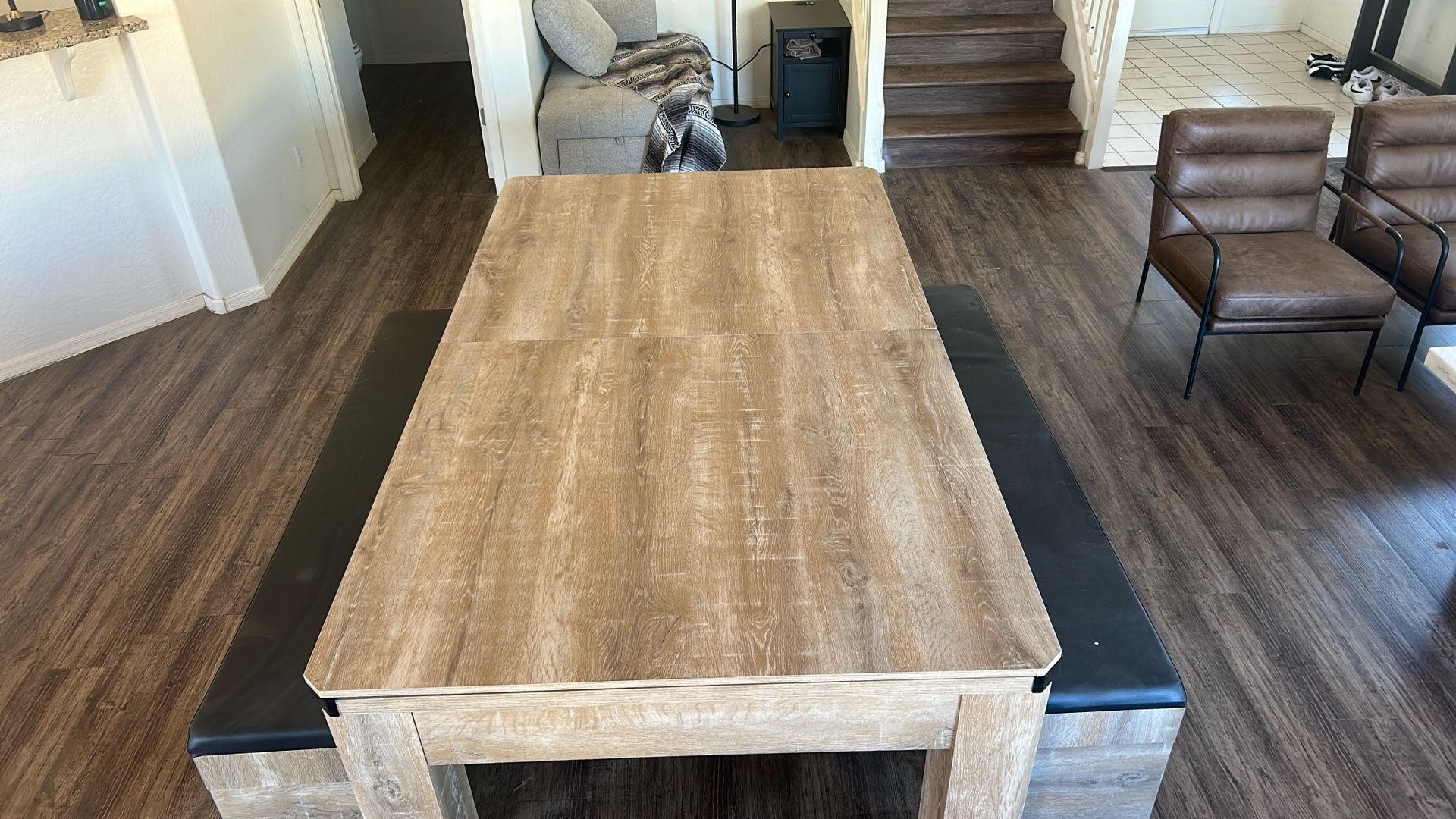 Pool Table/Ping Pong Table/Dining Table