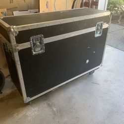 Titan Case 48” * 18” * 31”