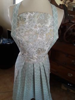 #vintage inspired apron