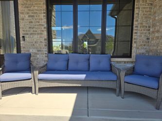 Outdoor patio furniture