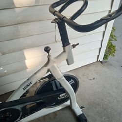 EXERCISE Spin Bike AKONZA 