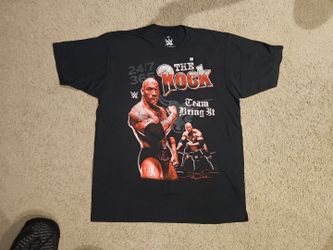 WWE The Rock wrestling tee size XL