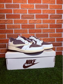 Jordan 1 Retro Low OG SP Travis Scott Reverse Mocha