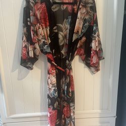 Women’s Floral Robe