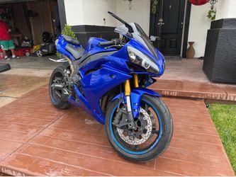2007 Yamaha R1 clean title and current reg
