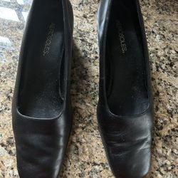 Women’s Shoes 