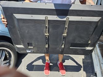 43" TV (Sharp)