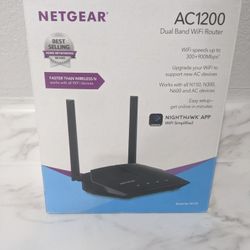 NETGEAR Ac1200 Dual Band WiFi Router Model R6120

