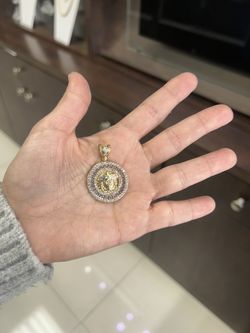 Pendant Charm Yellow Gold 10k. Head