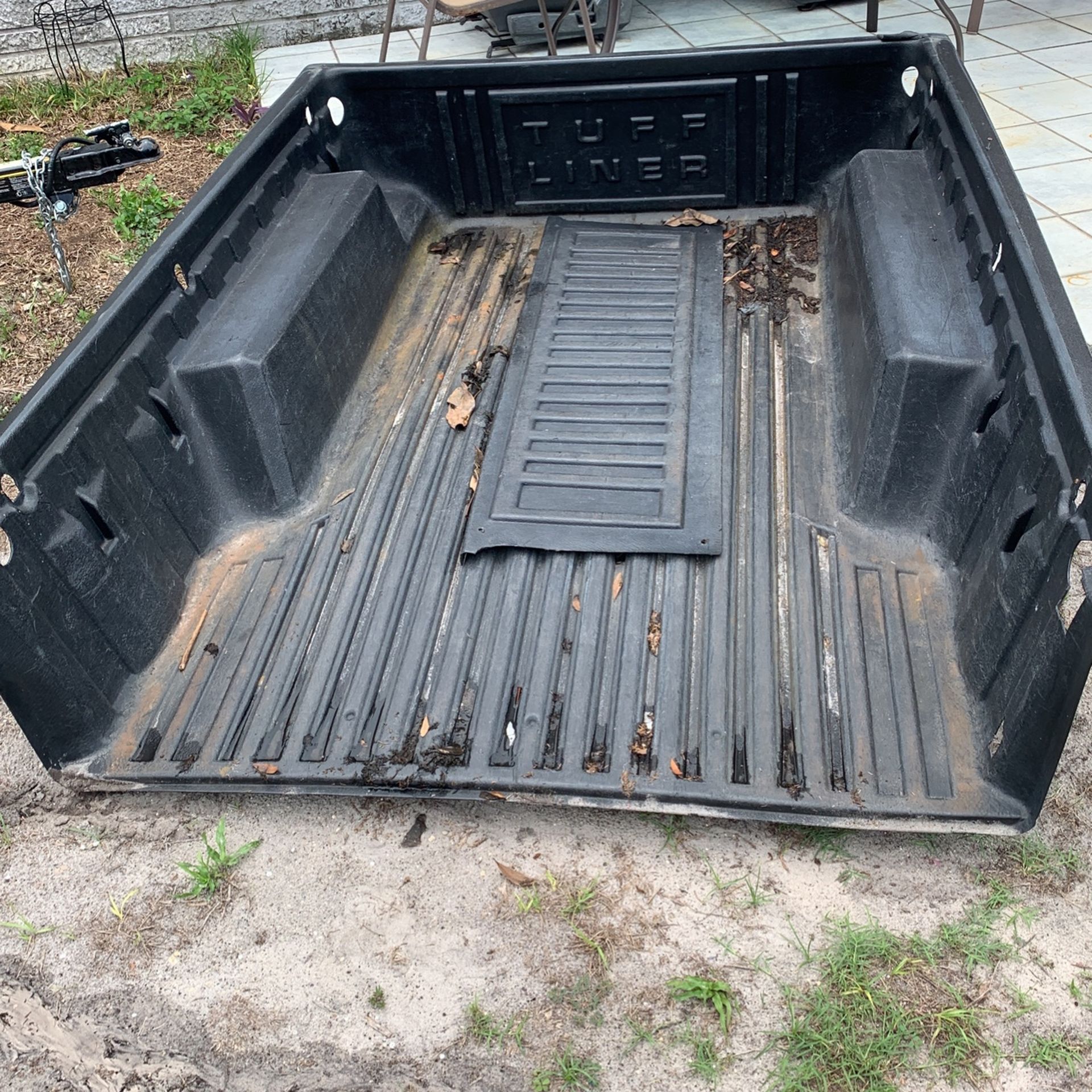 Nissan hardbody d21 Bedliner for Sale in Port Richey, FL OfferUp