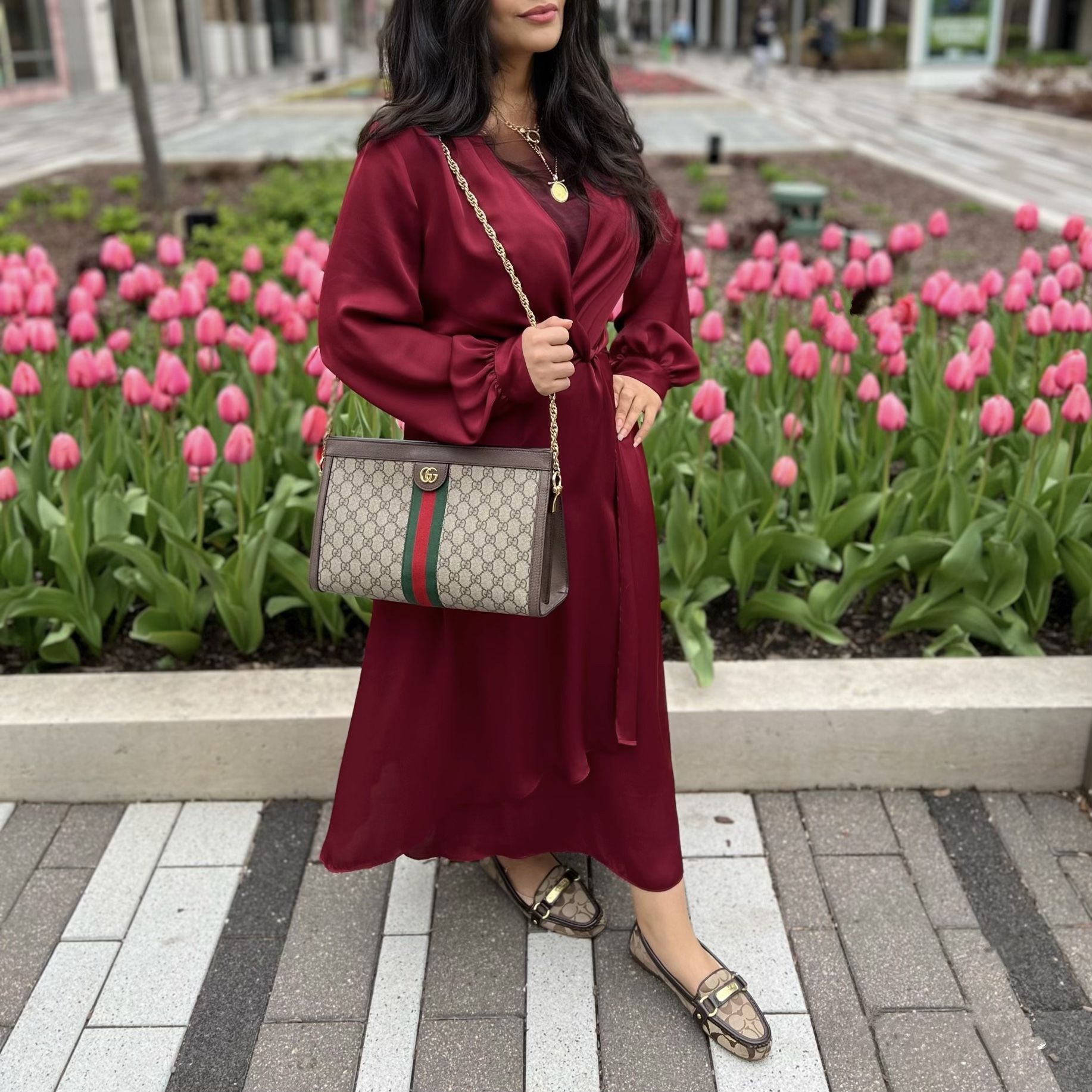 Ophidia GG Medium Shoulder Bag.
