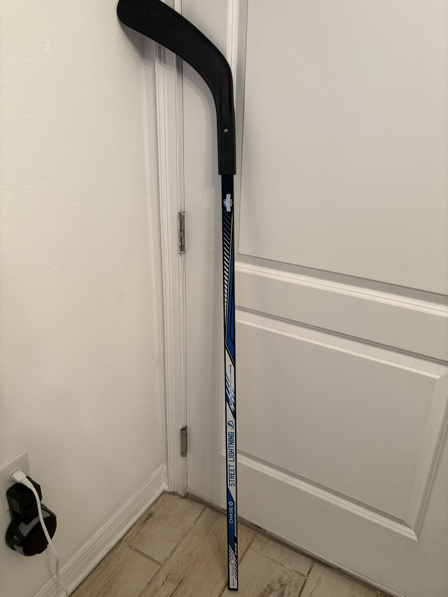 BAUER Tampa Bay Clinics Hokey left stick 53” model S92 SH100