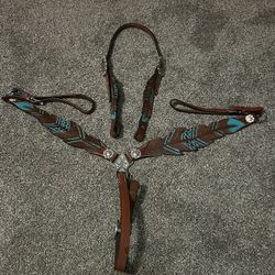 Showman Teal Feather Headstall And Breast Collar Set