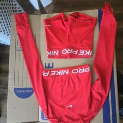 Nike Pro Outfit Xs