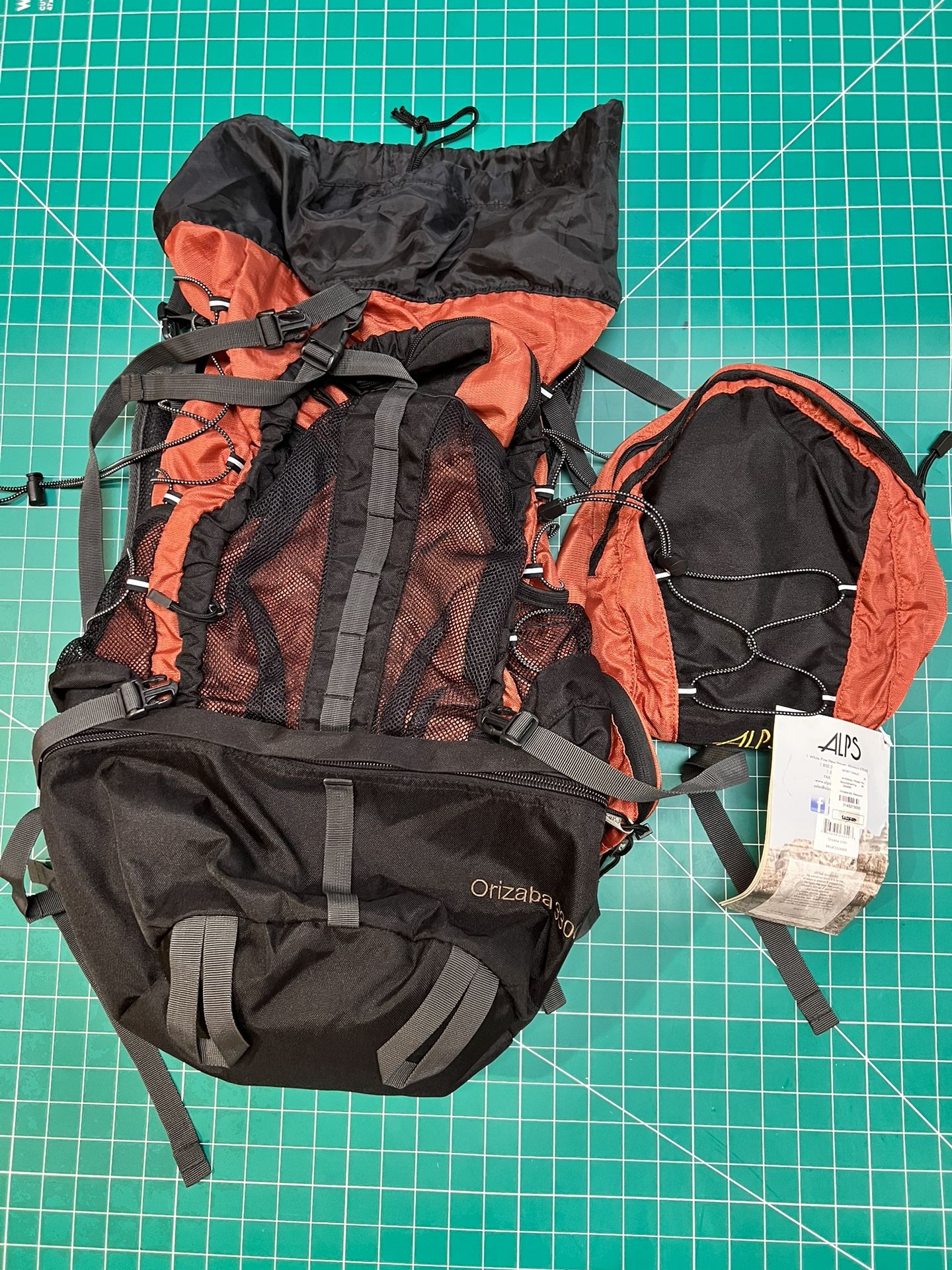 ALPS Mountaineering Orizaba - Thumbnail 3
