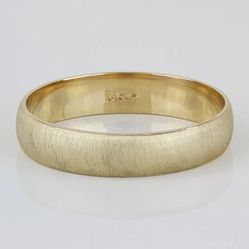14k Yellow Gold Brushed Wedding Band Ring Size 9 