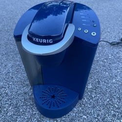 ⚡ Keurig Coffee Machine — Like New Condition