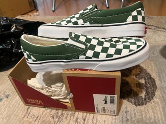Slip on VANS , brand new size 8 women’s