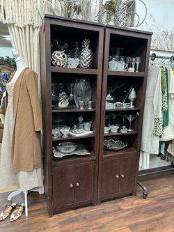2 Standing Cabinets/Bookshelves