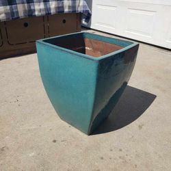 Ceramic Planter Pot 