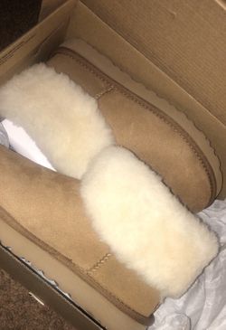 Ugg classic mini size7