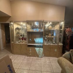 Entertainment center