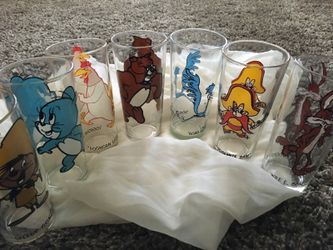 7-1973 COLLECTABLE GLASS