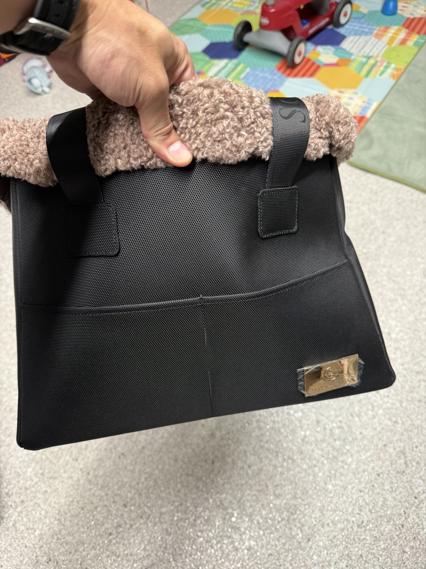 Pet Carrier - Scotch and Co BRAND NEW