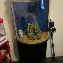 1/2 Moon Fish Tank 