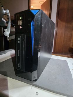 Gaming Mini ITX Pc. Intel i7-CPU. 16GB Ram.  1TB SSD. GPU : GTX Graphics