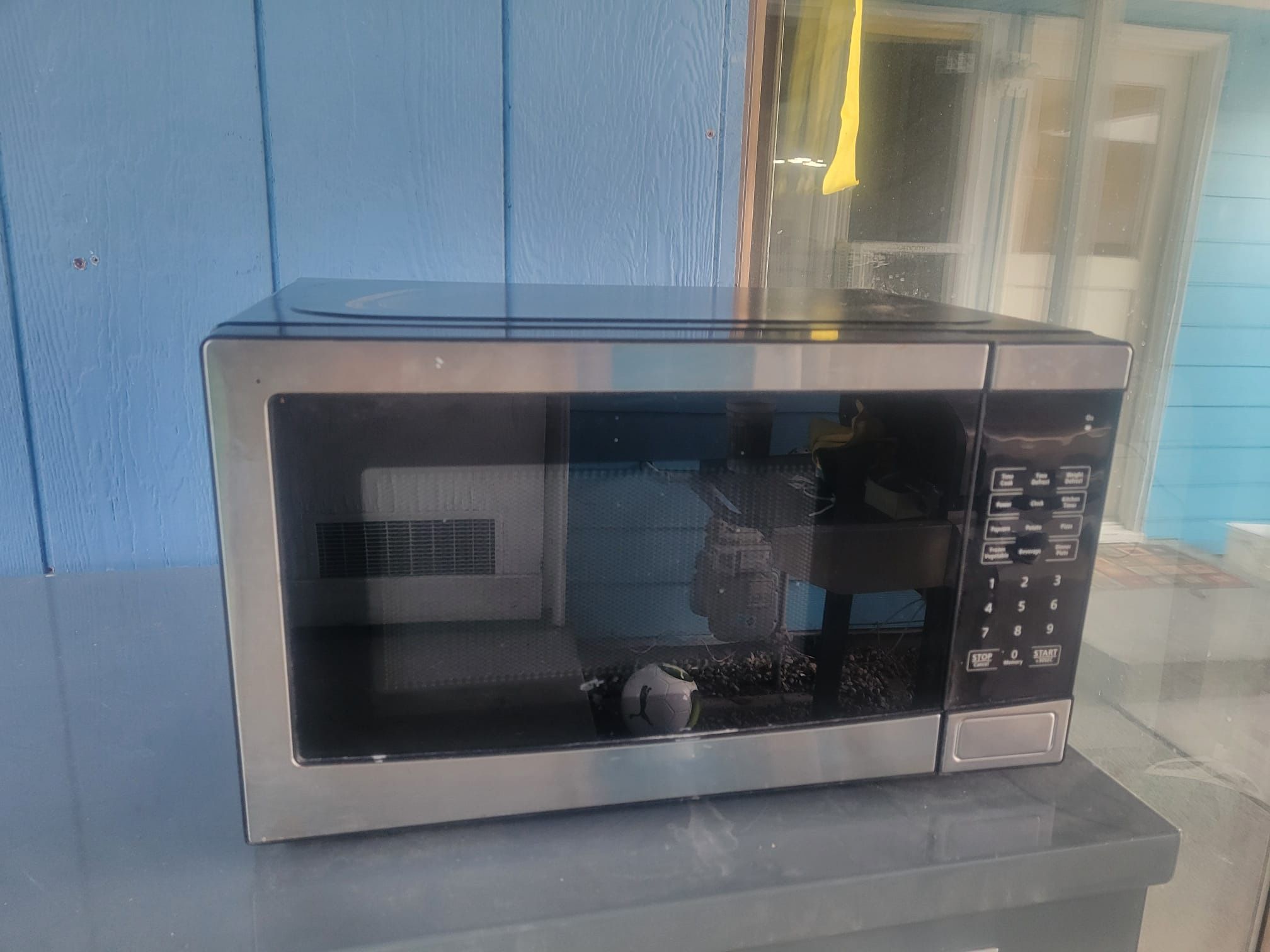 Microwave