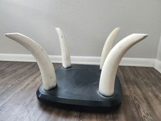 Henredon Coffee Wooden Faux Elephant Table Vintage Base Postmodern