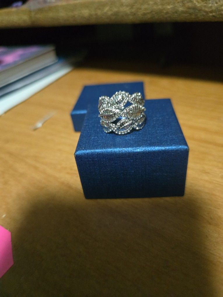 Size 6 White Sapphire Sterling Silver Ring
